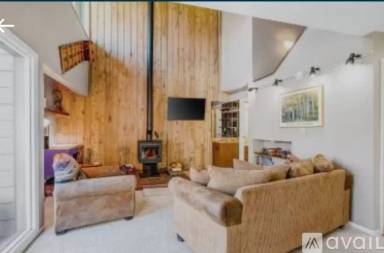 Main picture of 233 Davis Cup Dr