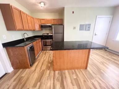 Main picture of 83 America St