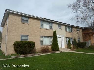 Main picture of 7049 N Teutonia Ave