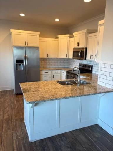 Main picture of 3104 SW Riverstone Ave