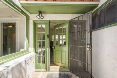 Main picture of 735 Belmont Ave
