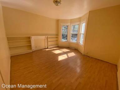 Main picture of 105 Ivy St