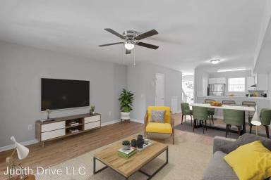 Main picture of James Island Apartments