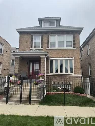 Main picture of 4505 S Saint Louis Ave