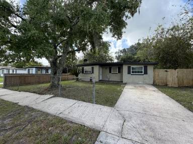 Main picture of 8054 Paschal St
