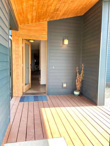 Main picture of 5112 NE 19th Ave