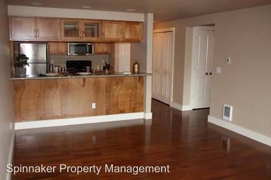 Main picture of 25 N Broadway