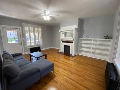 Main picture of 146 N 9th St