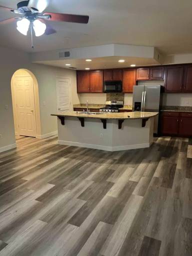 Main picture of 12400 Fair Oaks Blvd