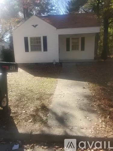 Main picture of 921 O Berry St