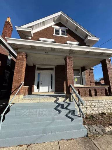 Main picture of 810 Sunset Ave