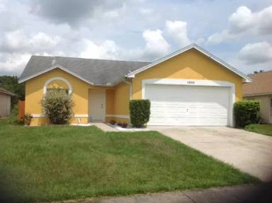 Main picture of 1938 Sarah Louise Dr