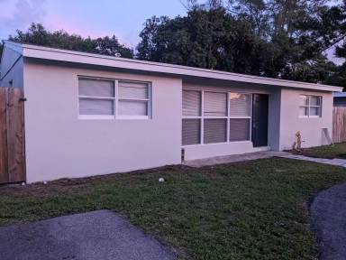 Main picture of 33 Sioux Ln