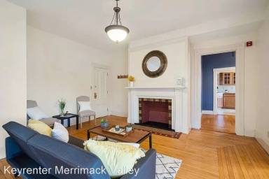 Main picture of 157 Nesmith St