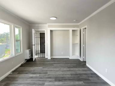 Main picture of 1135 Olive Ave
