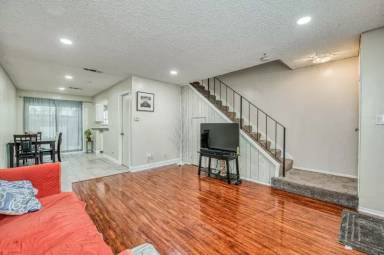 Main picture of 5138 E Ashlan Ave