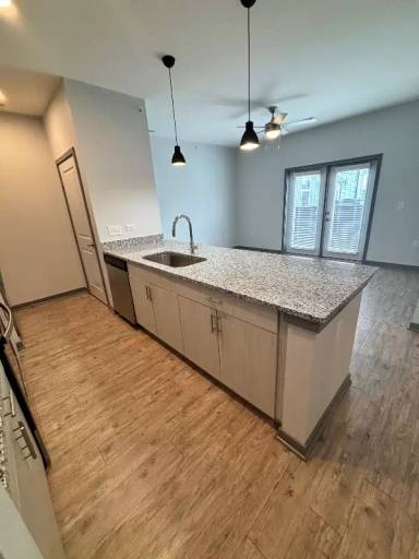 Main picture of Wheeler On Main