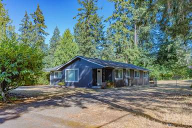 Main picture of 8416 100th Street Ct SW