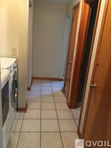Main picture of 560 Kelly St