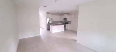 Main picture of 144 Tarracina Way