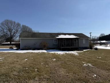 Main picture of 607 Jane Sowers Rd