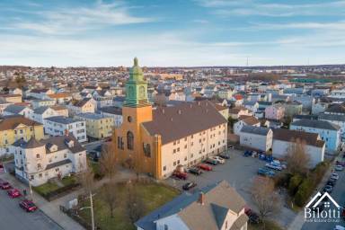 Main picture of 859 Pine St