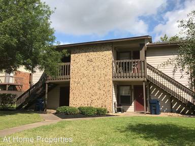 Main picture of 707 Wellesley Ct