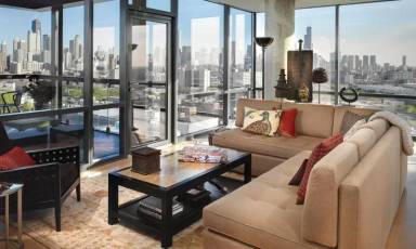 Main picture of 1693 N Dayton St