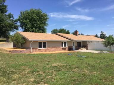 Main picture of 8526 Ridge Ln