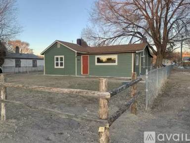 Main picture of 1456 Howard St