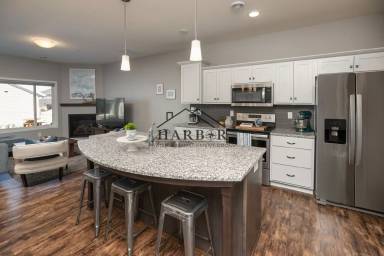 Main picture of 5079 56th St NW