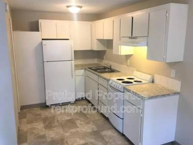 Main picture of 221 SE 12th Ave, Hillsboro OR 97123 - 12