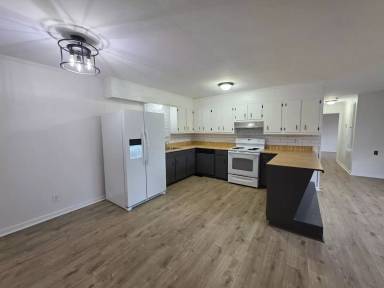 Main picture of 211 Kings Rd