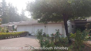 Main picture of 2418 James Pl