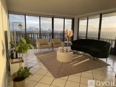 Main picture of Palm Bay Yacht Club Condo