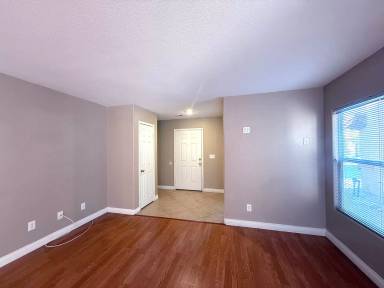Main picture of 553 Mayfair Walk Ave