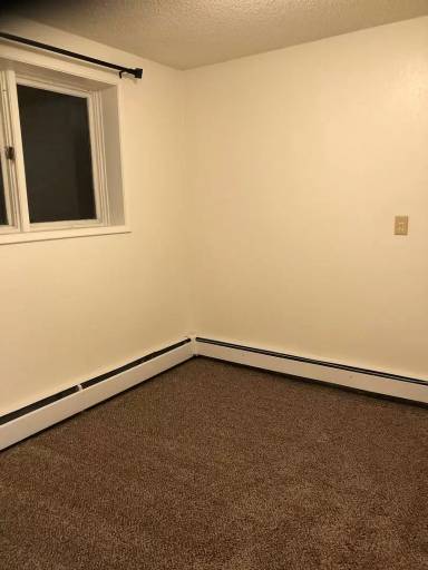 Main picture of 939 Lathrop St