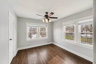 Main picture of 2807 Charlotte St