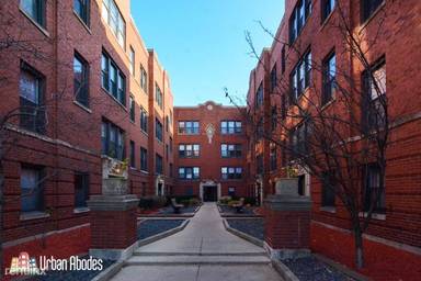 Main picture of 3521 N Racine Ave