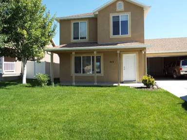 Main picture of 477 W Lakeview Dr