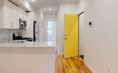 Main picture of 1642 N Marshall Street