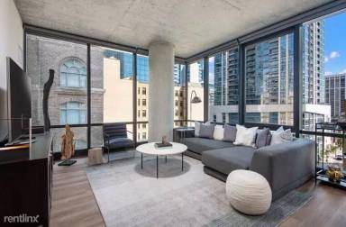 Main picture of 100 E 14th Condo Board