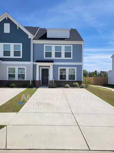 Main picture of 1012 Astoria Dr