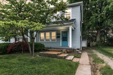 Main picture of 3705 Burton Ave