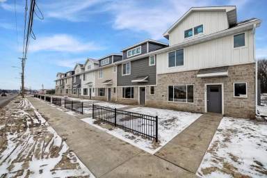 Main picture of 2404 Westover Blvd