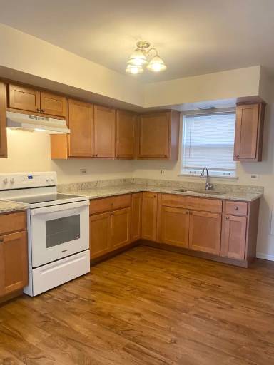 Main picture of 1246 S. 57th Ave. - 11