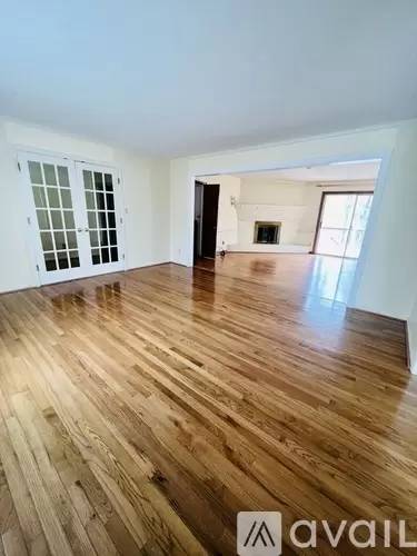 Main picture of 6025 Rhonda Rd