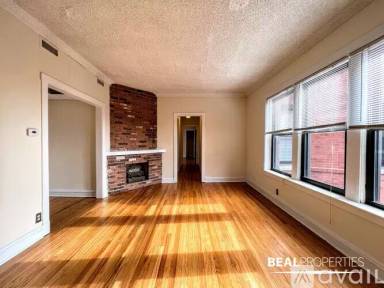 Main picture of 3521 N Racine Ave