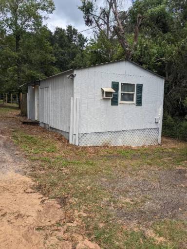 Main picture of 10150 Sasser Ln