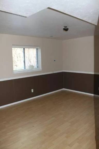 Main picture of 1621 E Tall Timber Loop